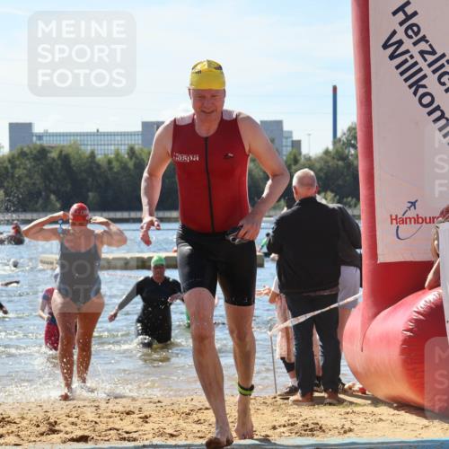 07.09.2025 - 19. Norderstedt Triathlon Luisa Fischer http://msf.ph/oto/8765054 07.09.2025 12:34:50 Schwimmen 241, 310, 339, 805, 841, 855, 1356 meine-sportfotos.de