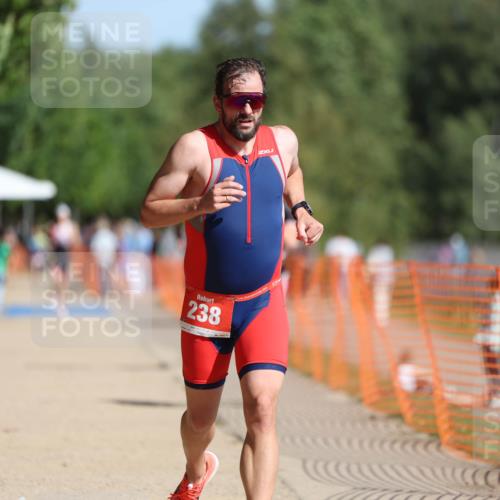 07.09.2025 - 19. Norderstedt Triathlon Michael Strokosch http://msf.ph/oto/8765056 07.09.2025 11:31:39 Laufen 200, 238, 1390 meine-sportfotos.de
