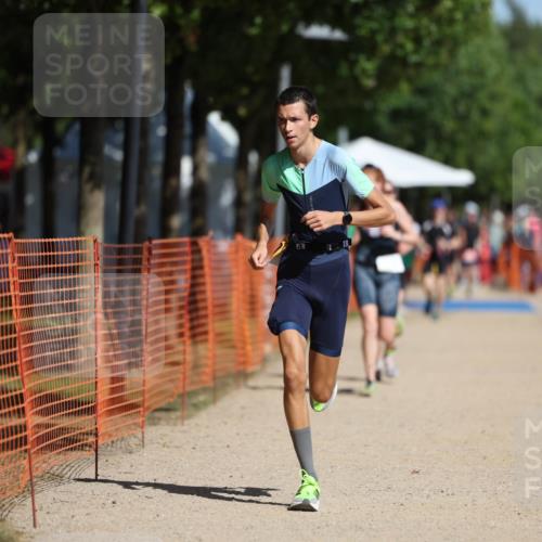 07.09.2025 - 19. Norderstedt Triathlon Michael Strokosch http://msf.ph/oto/8765058 07.09.2025 12:13:26 Laufen 229, 765, 1182, 1190 meine-sportfotos.de