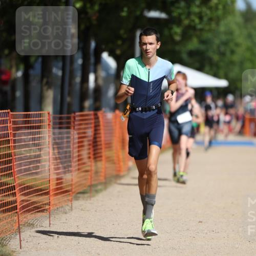 07.09.2025 - 19. Norderstedt Triathlon Michael Strokosch http://msf.ph/oto/8765064 07.09.2025 12:13:26 Laufen 229, 765, 1182, 1190 meine-sportfotos.de