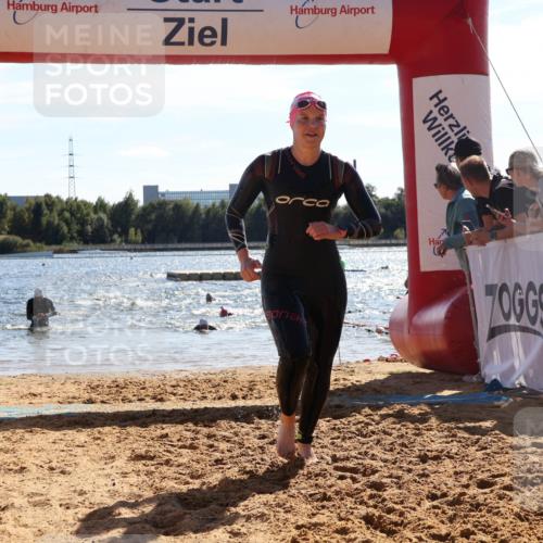 07.09.2025 - 19. Norderstedt Triathlon Luisa Fischer http://msf.ph/oto/8765068 07.09.2025 15:05:54 Schwimmen 1411, 1475, 1527 meine-sportfotos.de
