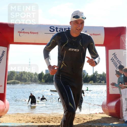 07.09.2025 - 19. Norderstedt Triathlon Luisa Fischer http://msf.ph/oto/8765095 07.09.2025 15:06:06 Schwimmen 903, 916, 935, 1446 meine-sportfotos.de
