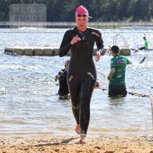 07.09.2025 - 19. Norderstedt Triathlon Luisa Fischer http://msf.ph/oto/8765101 07.09.2025 15:06:08 Schwimmen 903, 916, 935, 1446 meine-sportfotos.de