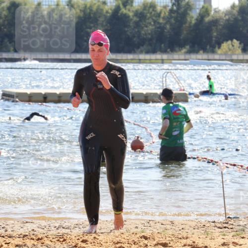 07.09.2025 - 19. Norderstedt Triathlon Luisa Fischer http://msf.ph/oto/8765109 07.09.2025 15:06:08 Schwimmen 903, 916, 935, 1446 meine-sportfotos.de