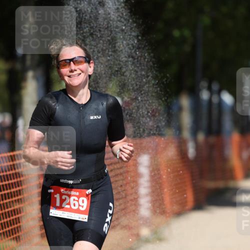 07.09.2025 - 19. Norderstedt Triathlon Michael Strokosch http://msf.ph/oto/8765113 07.09.2025 12:58:59 Laufen 224, 701, 1269 meine-sportfotos.de
