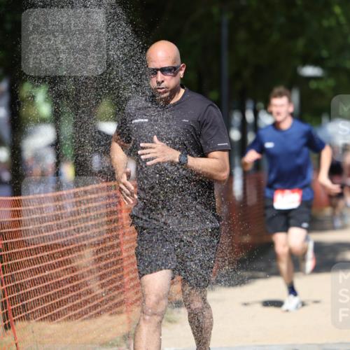 07.09.2025 - 19. Norderstedt Triathlon Michael Strokosch http://msf.ph/oto/8765128 07.09.2025 13:20:26 Laufen 141, 142, 754, 1299 meine-sportfotos.de