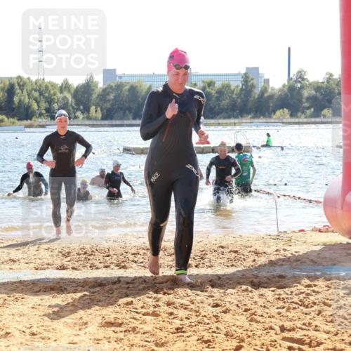 07.09.2025 - 19. Norderstedt Triathlon Luisa Fischer http://msf.ph/oto/8765148 07.09.2025 15:06:10 Schwimmen 903, 916, 935, 1427, 1446 meine-sportfotos.de
