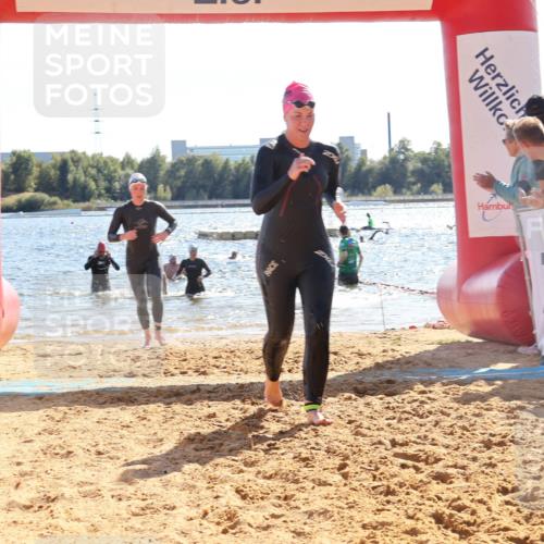 07.09.2025 - 19. Norderstedt Triathlon Luisa Fischer http://msf.ph/oto/8765157 07.09.2025 15:06:11 Schwimmen 903, 916, 935, 1427, 1446 meine-sportfotos.de