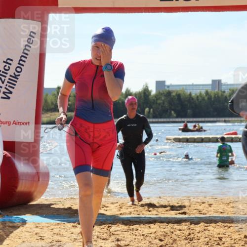 07.09.2025 - 19. Norderstedt Triathlon Luisa Fischer http://msf.ph/oto/8765189 07.09.2025 12:35:00 Schwimmen 242, 318, 339, 344, 350, 723, 805, 1356 meine-sportfotos.de