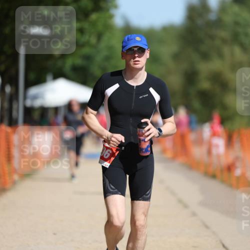 07.09.2025 - 19. Norderstedt Triathlon Michael Strokosch http://msf.ph/oto/8765232 07.09.2025 12:13:43 Laufen 287, 306 meine-sportfotos.de
