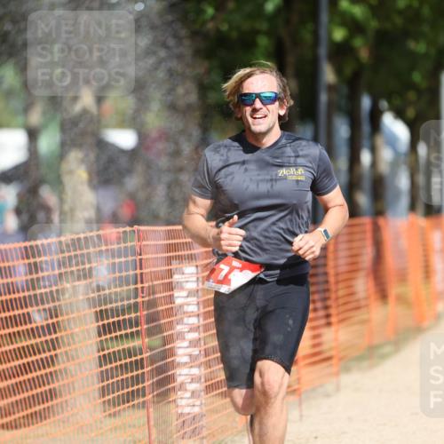 07.09.2025 - 19. Norderstedt Triathlon Michael Strokosch http://msf.ph/oto/8765322 07.09.2025 12:13:52 Laufen 287, 748 meine-sportfotos.de