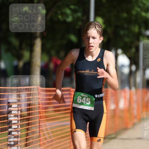 07.09.2025 - 19. Norderstedt Triathlon Michael Strokosch http://msf.ph/oto/8765345 07.09.2025 10:48:59 Laufen 113, 645, 665, 675 meine-sportfotos.de