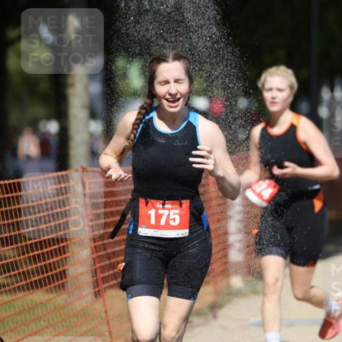 07.09.2025 - 19. Norderstedt Triathlon Michael Strokosch http://msf.ph/oto/8765351 07.09.2025 13:20:37 Laufen 175, 272, 754, 1374 meine-sportfotos.de