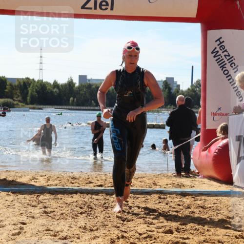 07.09.2025 - 19. Norderstedt Triathlon Luisa Fischer http://msf.ph/oto/8765353 07.09.2025 12:35:31 Schwimmen 160, 345, 747, 842 meine-sportfotos.de