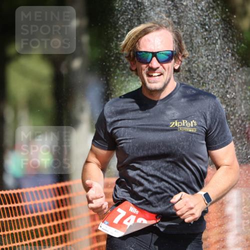 07.09.2025 - 19. Norderstedt Triathlon Michael Strokosch http://msf.ph/oto/8765365 07.09.2025 12:13:54 Laufen 287, 748 meine-sportfotos.de