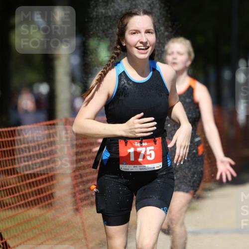 07.09.2025 - 19. Norderstedt Triathlon Michael Strokosch http://msf.ph/oto/8765370 07.09.2025 13:20:37 Laufen 175, 272, 754, 1374 meine-sportfotos.de