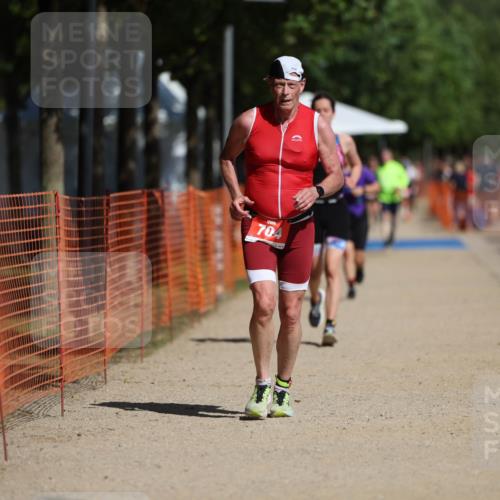 07.09.2025 - 19. Norderstedt Triathlon Michael Strokosch http://msf.ph/oto/8765391 07.09.2025 12:14:02 Laufen 704, 1334 meine-sportfotos.de