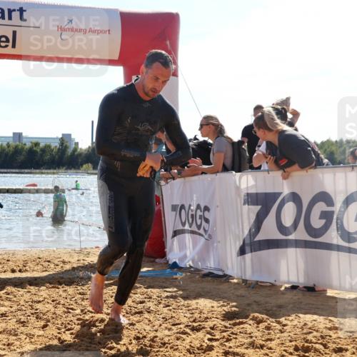 07.09.2025 - 19. Norderstedt Triathlon Luisa Fischer http://msf.ph/oto/8765398 07.09.2025 15:06:39 Schwimmen 866 meine-sportfotos.de