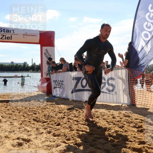 07.09.2025 - 19. Norderstedt Triathlon Luisa Fischer http://msf.ph/oto/8765410 07.09.2025 15:06:40 Schwimmen 866 meine-sportfotos.de