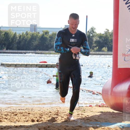 07.09.2025 - 19. Norderstedt Triathlon Luisa Fischer http://msf.ph/oto/8765422 07.09.2025 15:06:50 Schwimmen 1400 meine-sportfotos.de