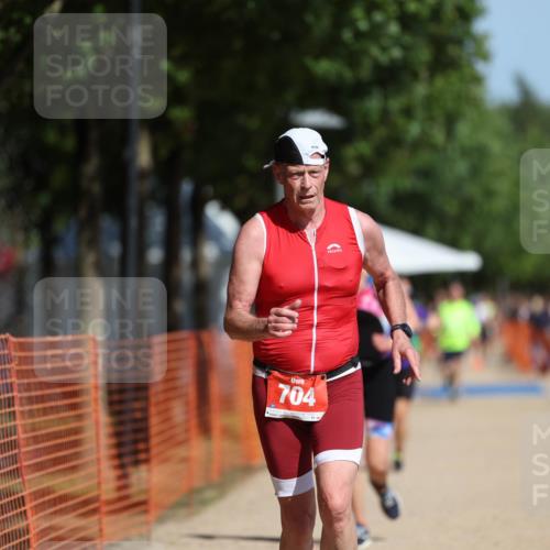 07.09.2025 - 19. Norderstedt Triathlon Michael Strokosch http://msf.ph/oto/8765423 07.09.2025 12:14:04 Laufen 704, 1334 meine-sportfotos.de