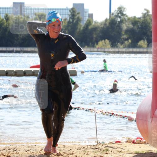 07.09.2025 - 19. Norderstedt Triathlon Luisa Fischer http://msf.ph/oto/8765476 07.09.2025 15:07:08 Schwimmen 933, 1419, 1432, 1473 meine-sportfotos.de