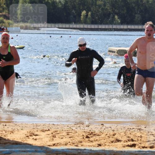 07.09.2025 - 19. Norderstedt Triathlon Luisa Fischer http://msf.ph/oto/8765485 07.09.2025 12:36:19 Schwimmen 235, 264, 1353 meine-sportfotos.de