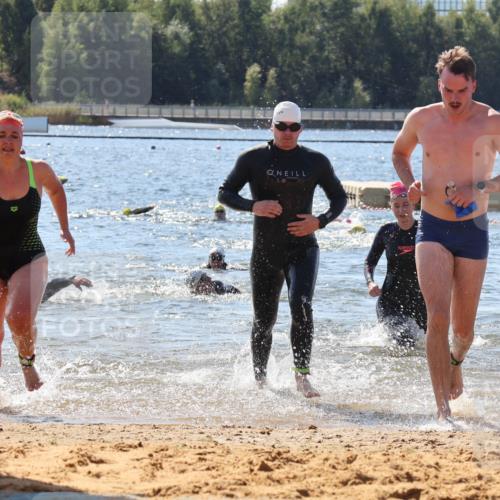 07.09.2025 - 19. Norderstedt Triathlon Luisa Fischer http://msf.ph/oto/8765495 07.09.2025 12:36:20 Schwimmen 235, 264, 1353 meine-sportfotos.de
