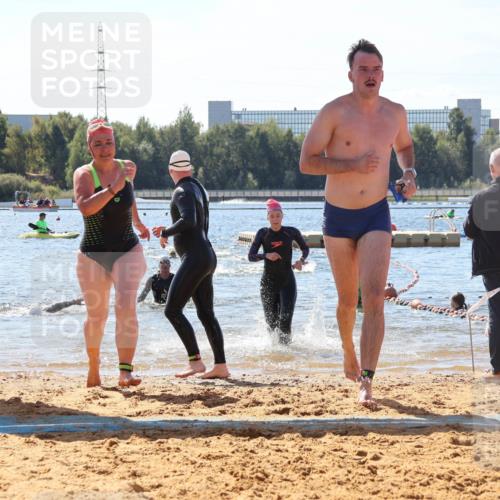 07.09.2025 - 19. Norderstedt Triathlon Luisa Fischer http://msf.ph/oto/8765523 07.09.2025 12:36:22 Schwimmen 264, 324, 1353 meine-sportfotos.de