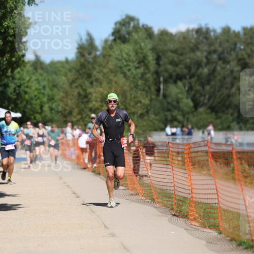 07.09.2025 - 19. Norderstedt Triathlon Michael Strokosch http://msf.ph/oto/8765555 07.09.2025 13:21:01 Laufen 209, 311, 759 meine-sportfotos.de