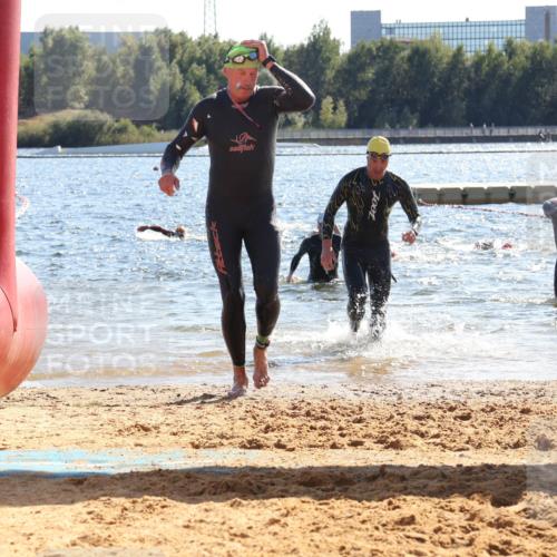 07.09.2025 - 19. Norderstedt Triathlon Luisa Fischer http://msf.ph/oto/8765561 07.09.2025 15:07:16 Schwimmen 910, 933, 1417, 1419, 1432 meine-sportfotos.de