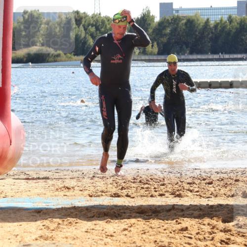 07.09.2025 - 19. Norderstedt Triathlon Luisa Fischer http://msf.ph/oto/8765564 07.09.2025 15:07:16 Schwimmen 910, 933, 1417, 1419, 1432 meine-sportfotos.de