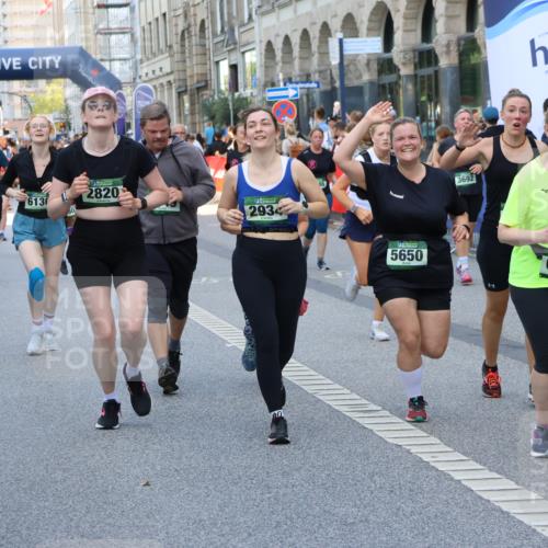 07.09.2025 - BARMER Alsterlauf Strokosch-Dieckow http://msf.ph/oto/8765571 07.09.2025 10:11:57 Ziel 2128, 2226, 2942, 3302, 3444, 3445, 3446, 3471, 3990, 4101, 4413, 4518, 4519, 4561, 4694, 4829, 4899, 5492, 5630, 6199, 6200, 6310, 8170, 8181, 8182, 8228, 8229 meine-sportfotos.de