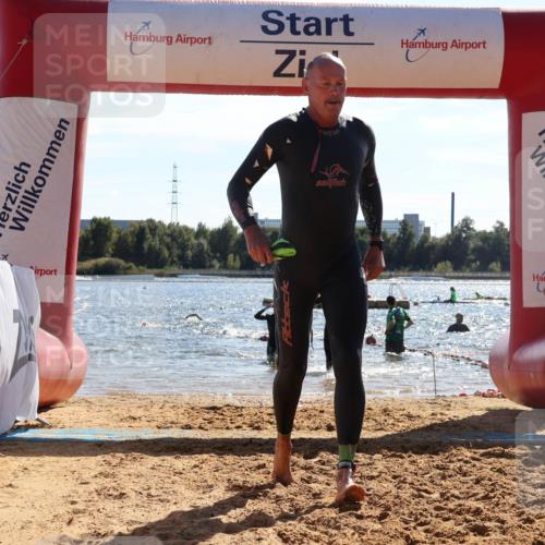 07.09.2025 - 19. Norderstedt Triathlon Luisa Fischer http://msf.ph/oto/8765594 07.09.2025 15:07:20 Schwimmen 910, 915, 933, 1417, 1432 meine-sportfotos.de