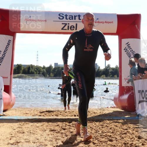 07.09.2025 - 19. Norderstedt Triathlon Luisa Fischer http://msf.ph/oto/8765599 07.09.2025 15:07:20 Schwimmen 910, 915, 933, 1417, 1432 meine-sportfotos.de