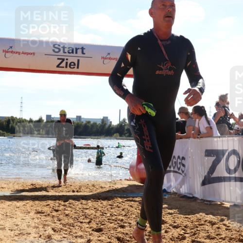 07.09.2025 - 19. Norderstedt Triathlon Luisa Fischer http://msf.ph/oto/8765607 07.09.2025 15:07:21 Schwimmen 910, 915, 933, 954, 1417, 1432 meine-sportfotos.de