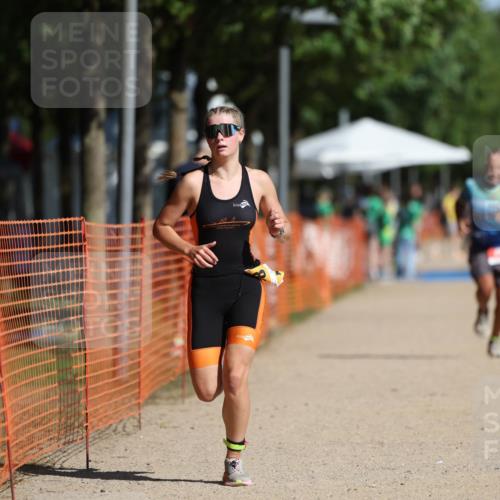 07.09.2025 - 19. Norderstedt Triathlon Michael Strokosch http://msf.ph/oto/8765613 07.09.2025 11:32:02 Laufen 760, 1168 meine-sportfotos.de