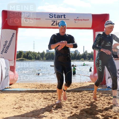 07.09.2025 - 19. Norderstedt Triathlon Luisa Fischer http://msf.ph/oto/8765677 07.09.2025 15:07:28 Schwimmen 910, 915, 954, 1417 meine-sportfotos.de