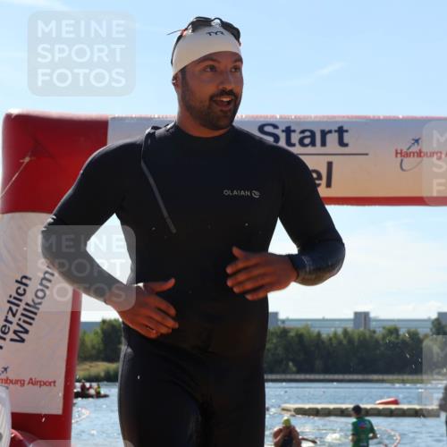 07.09.2025 - 19. Norderstedt Triathlon Luisa Fischer http://msf.ph/oto/8765682 07.09.2025 12:36:41 Schwimmen 193, 206, 270, 332 meine-sportfotos.de