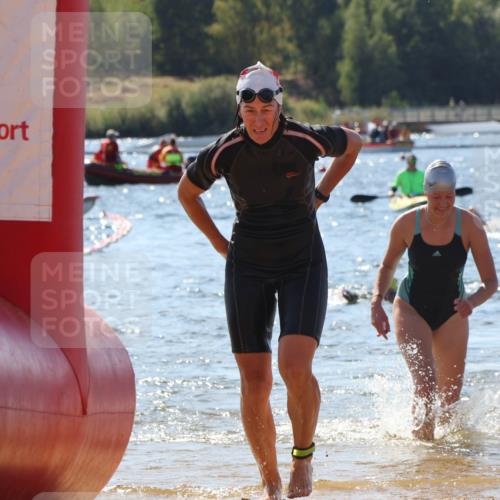 07.09.2025 - 19. Norderstedt Triathlon Luisa Fischer http://msf.ph/oto/8765703 07.09.2025 12:36:43 Schwimmen 193, 206, 270, 323, 332 meine-sportfotos.de