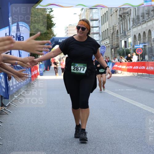 07.09.2025 - BARMER Alsterlauf Strokosch-Dieckow http://msf.ph/oto/8765722 07.09.2025 10:29:32 Ziel 3950 meine-sportfotos.de