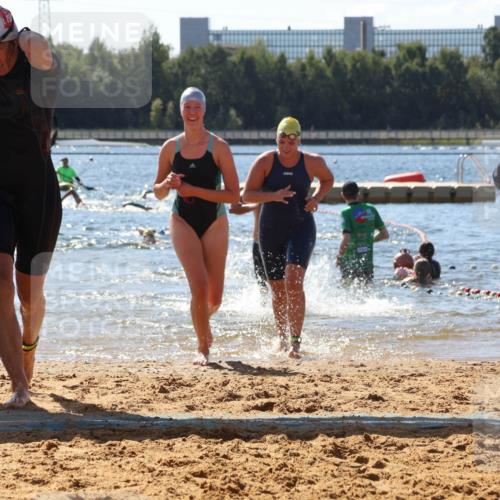 07.09.2025 - 19. Norderstedt Triathlon Luisa Fischer http://msf.ph/oto/8765724 07.09.2025 12:36:46 Schwimmen 193, 206, 270, 323, 329, 330, 332 meine-sportfotos.de