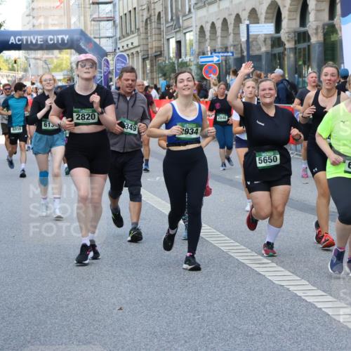 07.09.2025 - BARMER Alsterlauf Strokosch-Dieckow http://msf.ph/oto/8765737 07.09.2025 10:11:56 Ziel 2128, 2226, 2942, 2995, 3302, 3444, 3445, 3446, 3471, 3990, 4101, 4413, 4518, 4519, 4561, 4694, 4829, 4899, 5492, 5630, 6126, 6199, 6200, 6310, 8170, 8181, 8182, 8228, 8229, 8498 meine-sportfotos.de