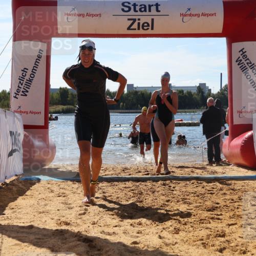 07.09.2025 - 19. Norderstedt Triathlon Luisa Fischer http://msf.ph/oto/8765751 07.09.2025 12:36:48 Schwimmen 193, 270, 323, 329, 330 meine-sportfotos.de