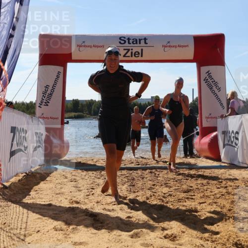 07.09.2025 - 19. Norderstedt Triathlon Luisa Fischer http://msf.ph/oto/8765757 07.09.2025 12:36:49 Schwimmen 193, 270, 323, 329, 330 meine-sportfotos.de