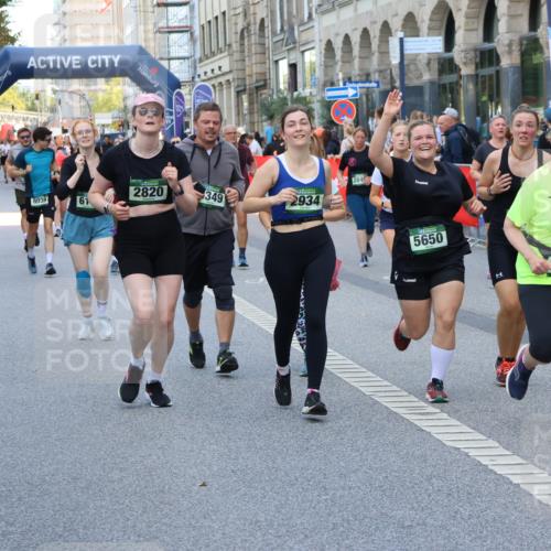 07.09.2025 - BARMER Alsterlauf Strokosch-Dieckow http://msf.ph/oto/8765770 07.09.2025 10:11:56 Ziel 2128, 2226, 2942, 2995, 3302, 3444, 3445, 3446, 3471, 3990, 4101, 4413, 4518, 4519, 4561, 4694, 4829, 4899, 5492, 5630, 6126, 6199, 6200, 6310, 8170, 8181, 8182, 8228, 8229, 8498 meine-sportfotos.de