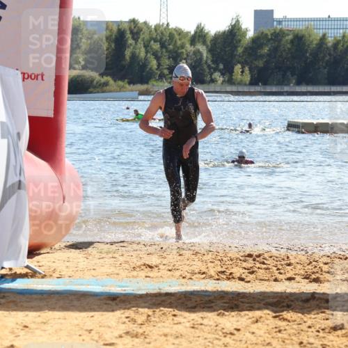 07.09.2025 - 19. Norderstedt Triathlon Luisa Fischer http://msf.ph/oto/8765788 07.09.2025 15:07:49 Schwimmen 415, 936, 1410, 1512, 1547 meine-sportfotos.de