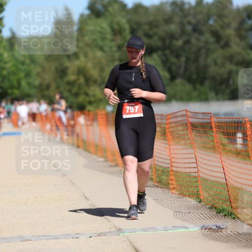 07.09.2025 - 19. Norderstedt Triathlon Michael Strokosch http://msf.ph/oto/8765798 07.09.2025 12:59:52 Laufen 146, 696, 757, 847, 1213 meine-sportfotos.de