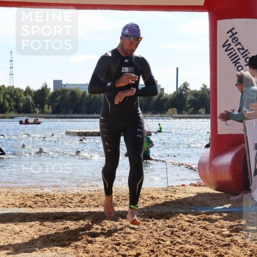 07.09.2025 - 19. Norderstedt Triathlon Luisa Fischer http://msf.ph/oto/8765852 07.09.2025 15:08:36 Schwimmen 1479 meine-sportfotos.de