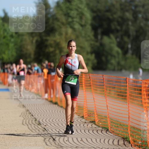 07.09.2025 - 19. Norderstedt Triathlon Michael Strokosch http://msf.ph/oto/8765878 07.09.2025 10:49:39 Laufen 77 meine-sportfotos.de